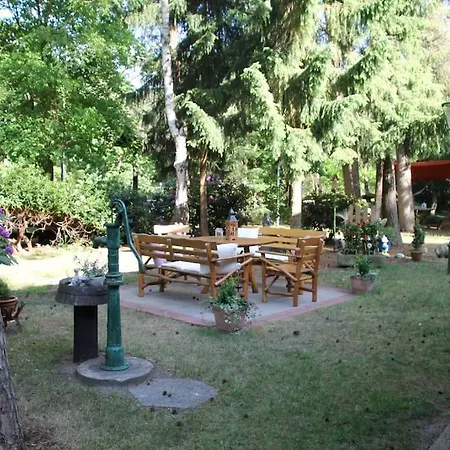 Am Waldesrand Semesterbostad Hatten